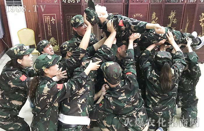 齊心協(xié)力，才能創(chuàng)造奇跡