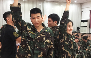 運(yùn)籌帷幄方可決勝千里，分秒必爭(zhēng)方可跑贏人生！